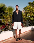 [ASOS DESIGN] ASOS DESIGN smart bermuda shorts with front pleat in white W28 WHITE