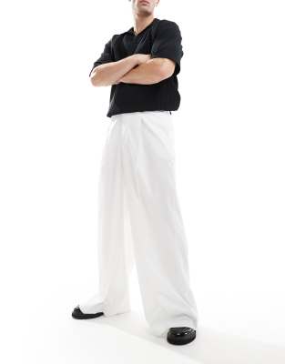 Asos Design Smart Extreme Wide Leg Pants With Front Pleat In White