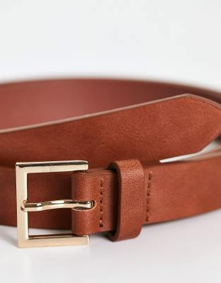 ASOS DESIGN ASOS DESIGN smart faux leather skinny belt with gold buckle in tan-Brown