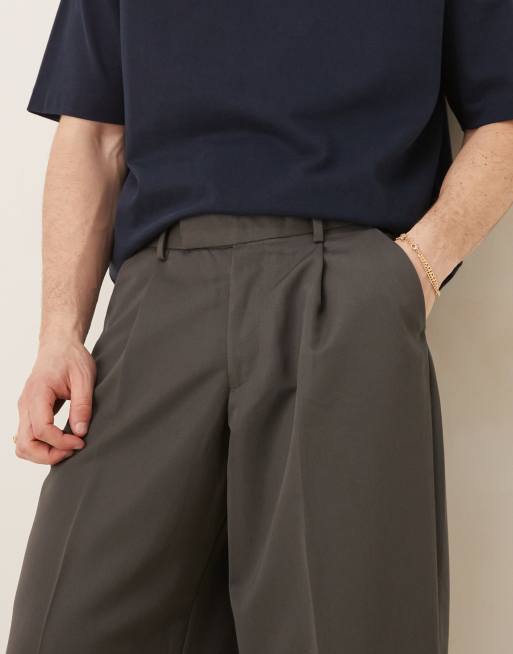 ASOS DESIGN smart loose fit trousers with front pleats in dark grey, 4 of 5