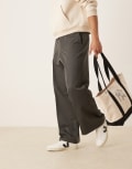 [ASOS DESIGN] ASOS DESIGN smart loose leg pants in charcoal-Black W30 L30 CHARCOAL
