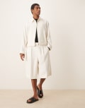 [ASOS DESIGN] ASOS DESIGN smart oversized bermuda shorts in white microtexture (Part of a set) XS WHITE
