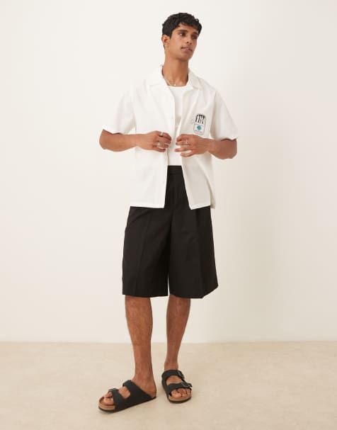 ASOS DESIGN smart oversized bermuda shorts with front pleat and d-ring - view 1