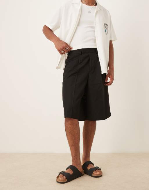 ASOS DESIGN smart oversized Bermuda shorts with front pleat and D-ring