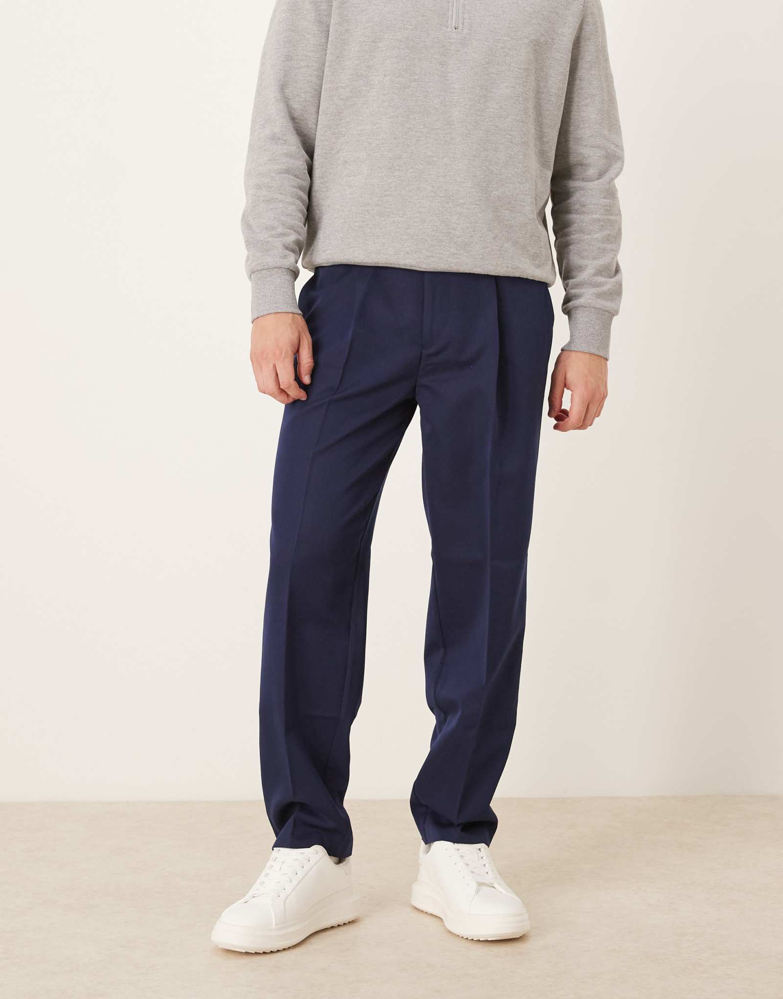 Элегантные зауженные брюки оверсайз от ASOS DESIGN
