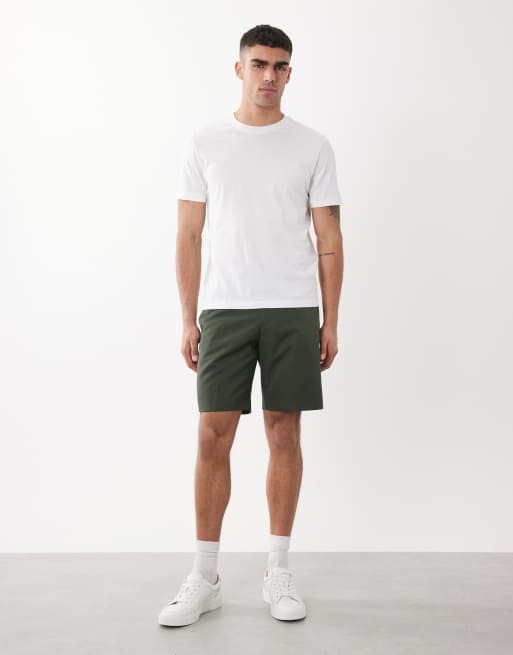 ASOS DESIGN smart regular shorts in dark green with turnup, 2 of 5