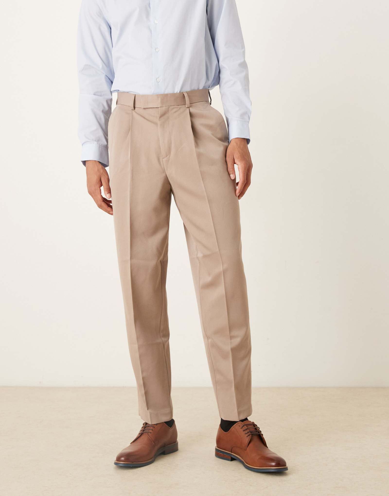 Элегантные брюки свободного кроя со складками спереди от ASOS DESIGN из темного камня