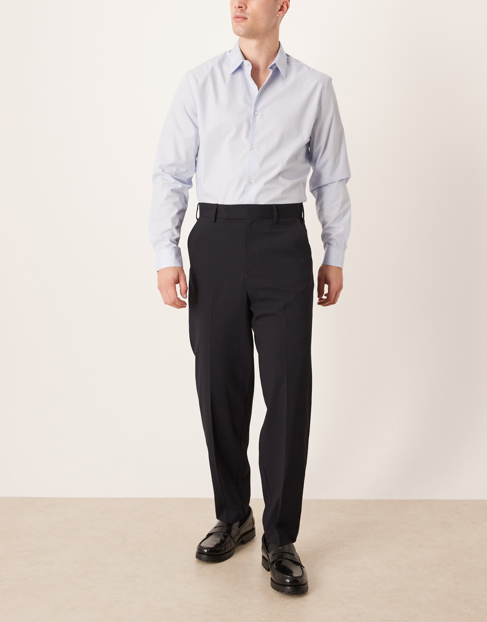 Элегантные зауженные брюки свободного кроя темно-синего цвета от ASOS DESIGN