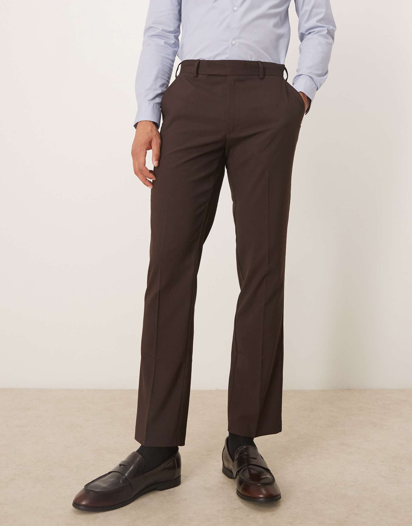 Элегантные узкие брюки ASOS DESIGN темно-коричневого цвета