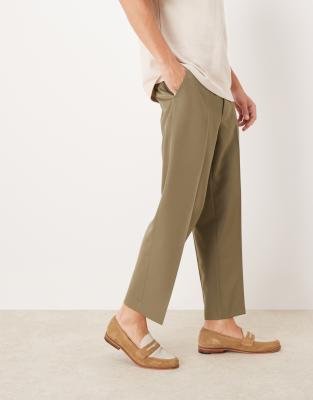 smart straight leg cropped pants in brown