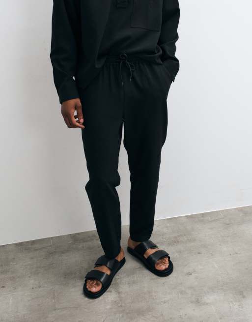 ASOS DESIGN smart tapered trouser in black, 2 of 5