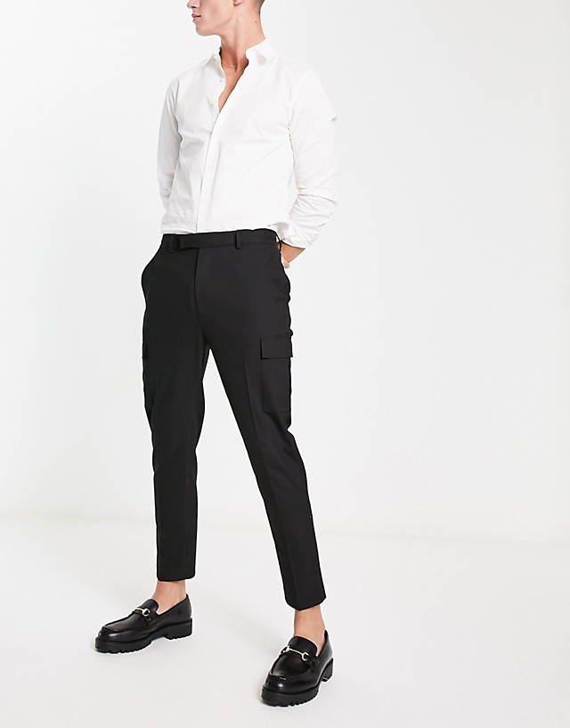 ASOS DESIGN - smart tapered trouser with cargo pockets in black