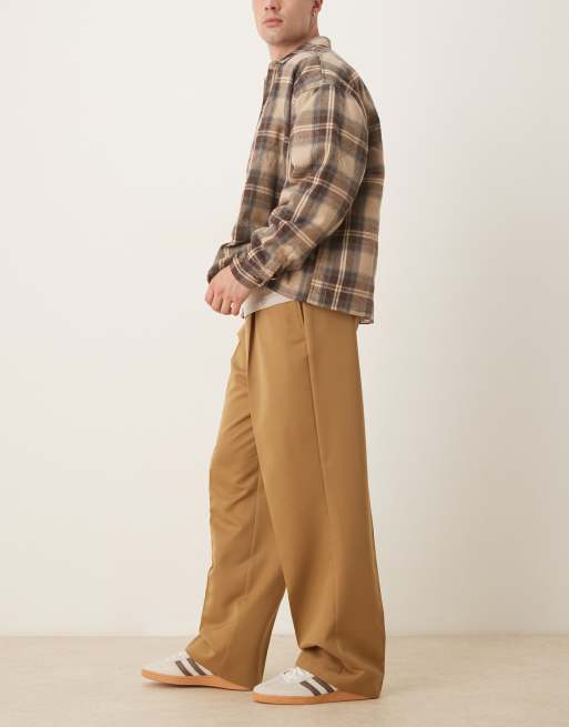 ASOS DESIGN smart wide leg trousers with deep inverted pleat in camel, 3 of 5