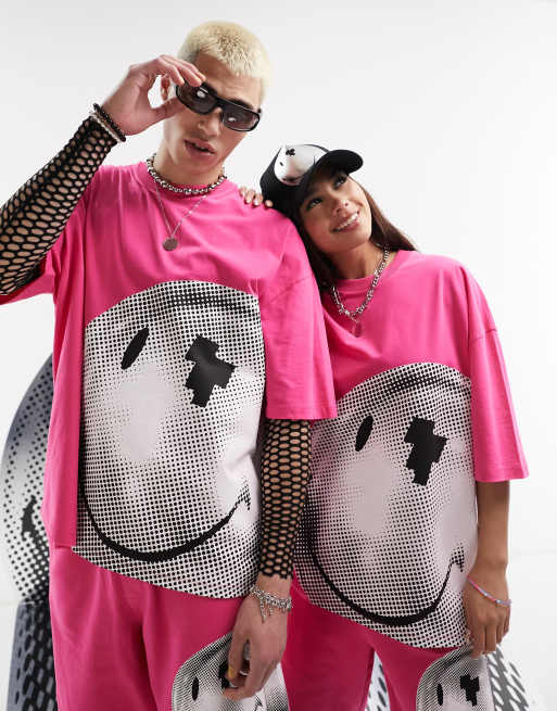 ASOS DESIGN – Smiley Collab – Unisex-T-Shirt in Rosa mit „Smiley“-Print, Oversize-Passform