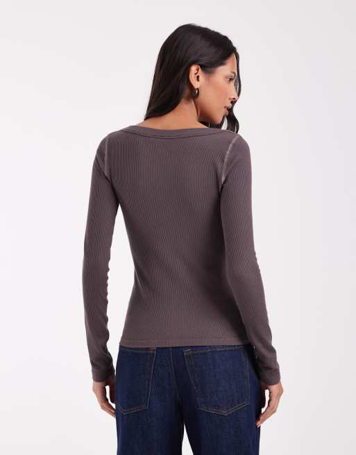 ASOS DESIGN sømløs ribstrikket cardigan med dyb v-hals i chokolade, 4 af 4