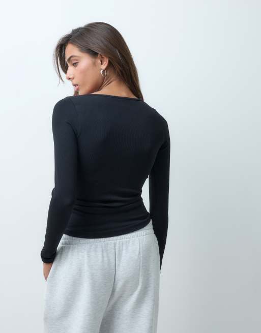 ASOS DESIGN sømløs top med v-hals, blondedetalje og lange ærmer i sort, 5 af 5