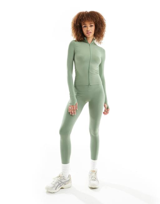 ASOS DESIGN - Sømløse, formgivende leggings med fladt design i salviegrøn - Del af sæt