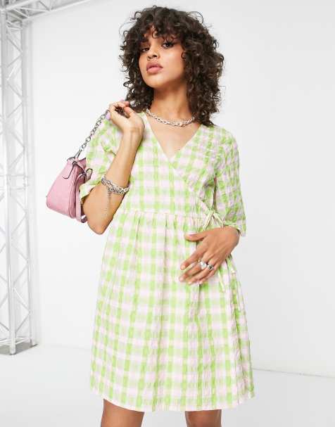ASOS DESIGN - Smock-minikjole med slå-om i pink og grønne tern - view 1