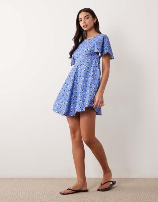 ASOS DESIGN smock T-shirt mini dress in blue ditsy print | ASOS