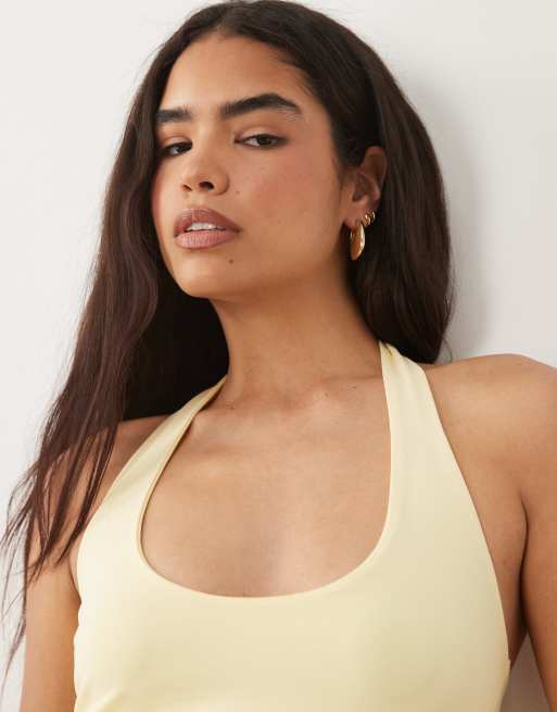 ASOS DESIGN – Smörgul, minimalistisk topp i två lager med halterneck, 4 av 4