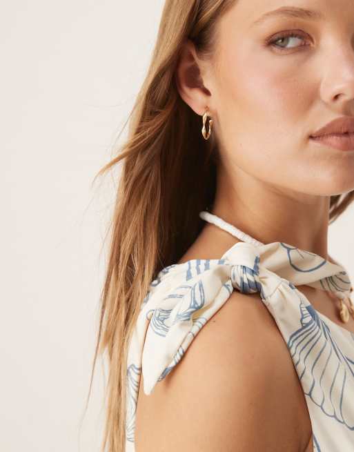ASOS DESIGN – Snäckmönstrad miniklänning med sänkt axelband, knut på axeln och sänkt midja, 2 av 4