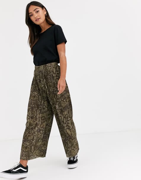 ASOS DESIGN snake print plisse culotte - view 1