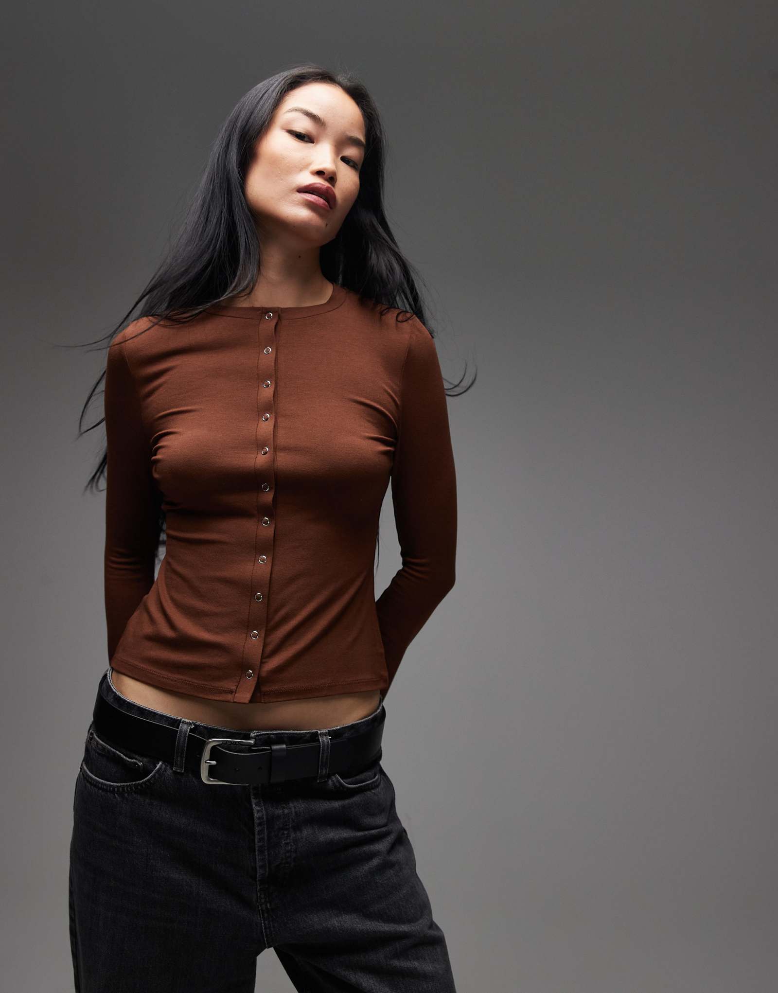 Кардиган коричневого цвета с застежками ASOS DESIGN 