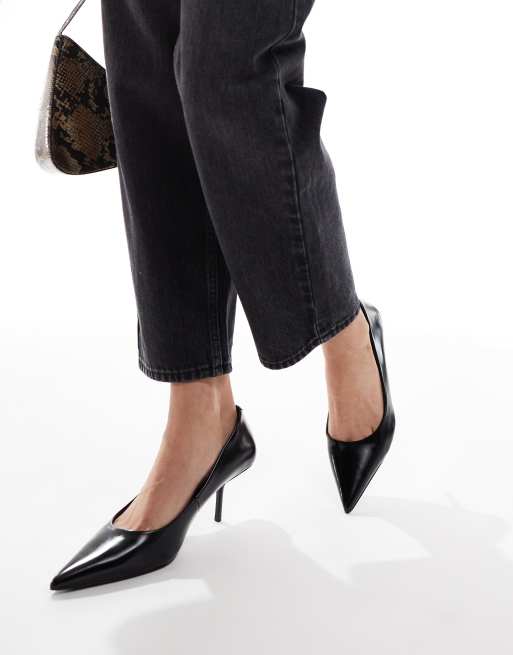 ASOS DESIGN Snatched pointed mid heeled court shoes in black ASOS