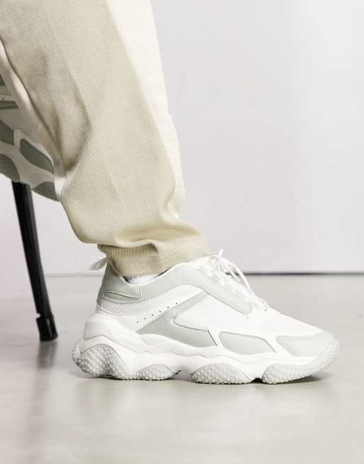 ASOS DESIGN Sneaker mit dicker Sohle aus weiBem Netzmaterial ASOS