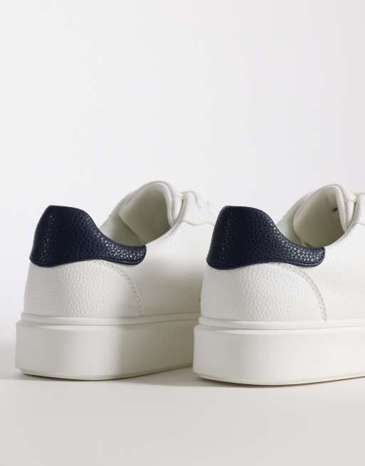 ASOS DESIGN – Sneaker zum Schnüren in gewalktem Weiß und Marineblau, 5 von 5