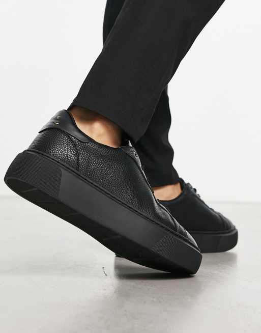 ASOS DESIGN – Sneaker zum Schnüren in Schwarz mit dicker Sohle, 2 von 4