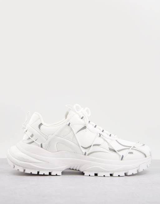 ASOS DESIGN - Sneakers bianche con suola spessa e dettagli tecnici