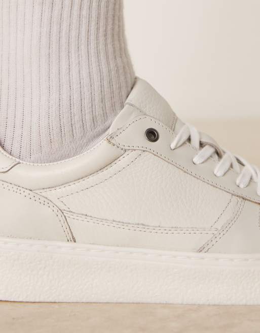 ASOS DESIGN - Sneakers con pannelli in pelle bianco sporco, 3 di 5
