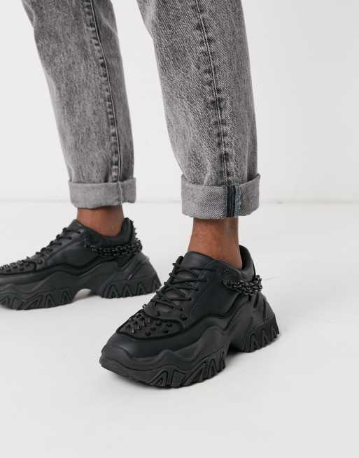 Кроссовки на толстой подошве мужские. ASOS Design кроссовки мужские. ASOS Design Trainers in Black with Chunky sole. Кроссовки на массивной подошве мужские. Черные кроссовки с массивной подошвой.