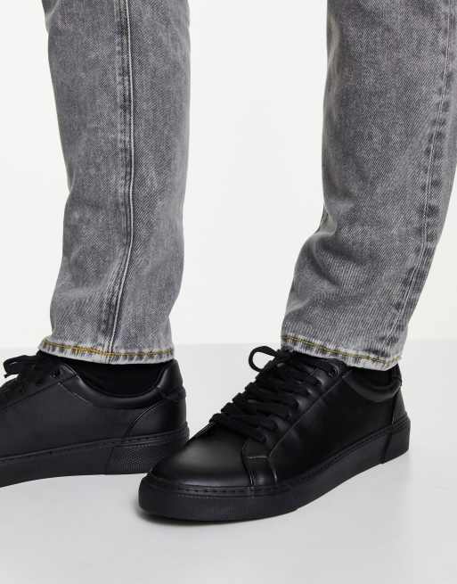 Seraph ben baggrund ASOS DESIGN sneakers in black | ASOS