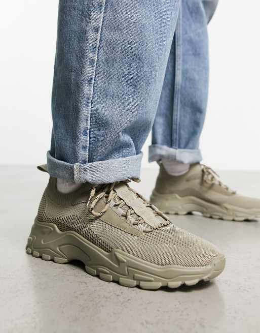 ASOS DESIGN - Sneakers in maglia color pietra