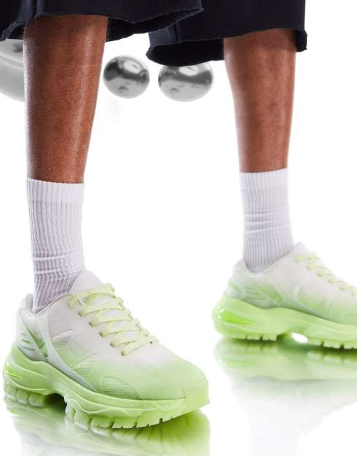 ASOS DESIGN - Sneakers in wit met neongroene ombre 