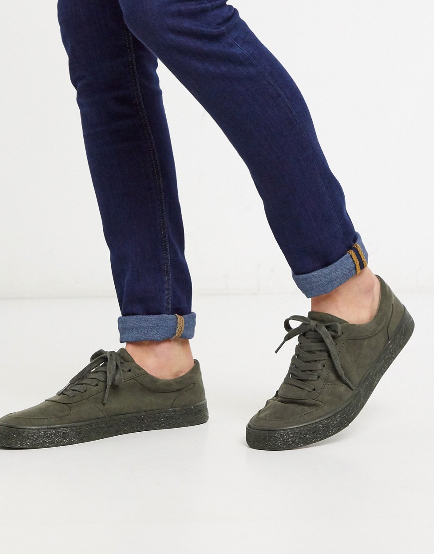 ASOS DESIGN - Sneakers kaki in camoscio sintetico-Verde