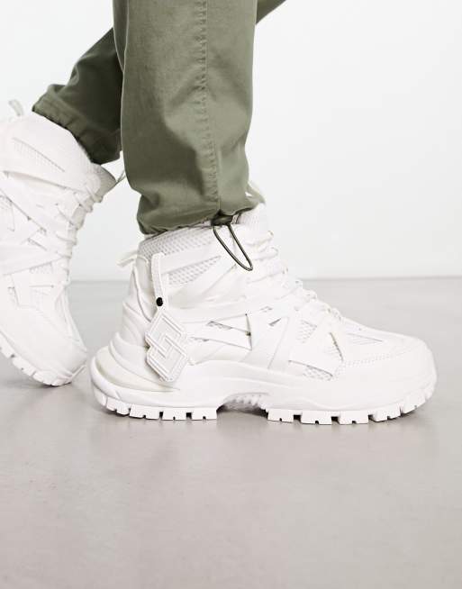 ASOS DESIGN - Sneakers med høj kant, gummipaneler og hvid sål 