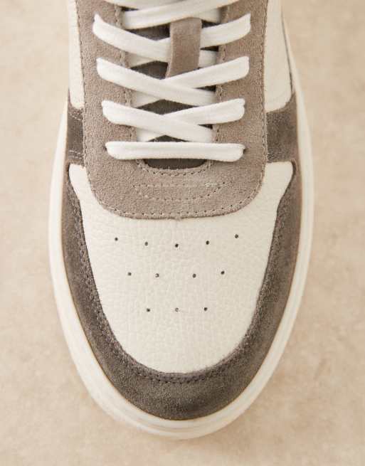 ASOS DESIGN - Sneakers med paneler i gråt ruskind og råhvidt læder, 4 af 5