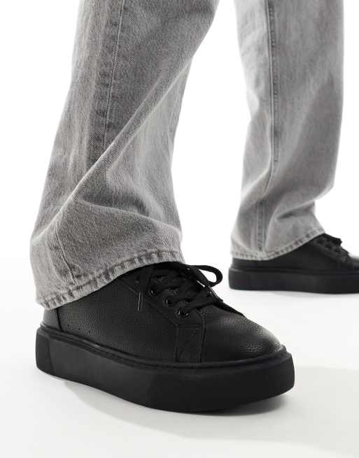ASOS DESIGN - Sneakers met dikke zool en veters in zwart