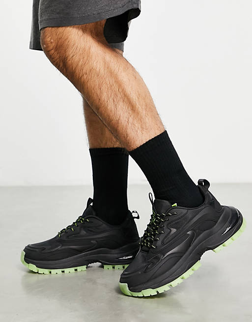 ASOS DESIGN - Sneakers tecniche nere con dettagli verdi