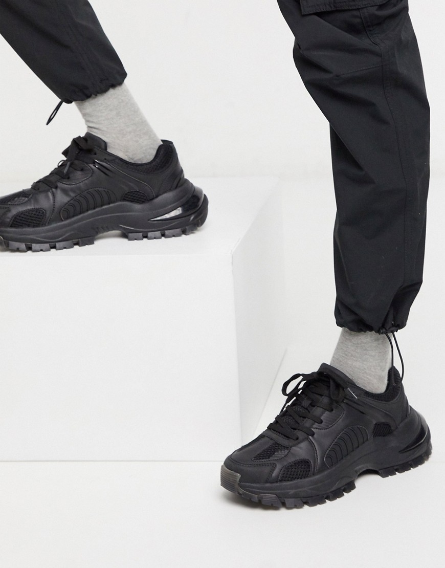 ASOS DESIGN - Sneakers van zwart mesh met dikke zool