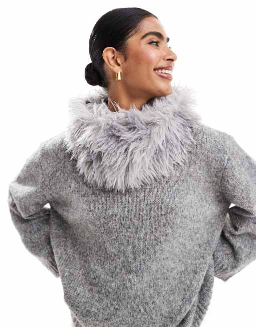 ASOS DESIGN snood with long faux fur design in grey, 2 of 4
