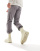 Thumbnail 2 van 4
