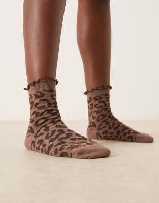 ASOS DESIGN - Socken in Schokoladenbraun mit Leopardenmuster-Brown