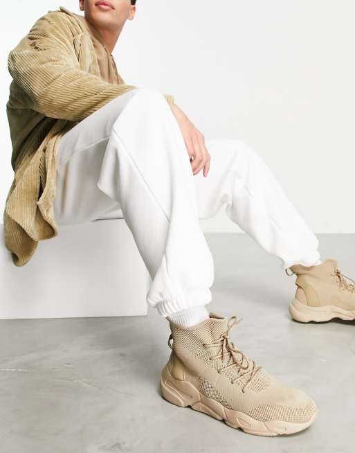 ASOS DESIGN Sockensneaker aus Strick in Stein mit Schnursenkeln ASOS