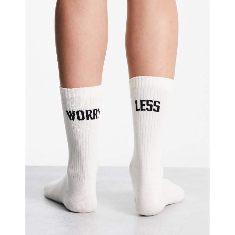 204084968-1-white?$n_750w$&wid