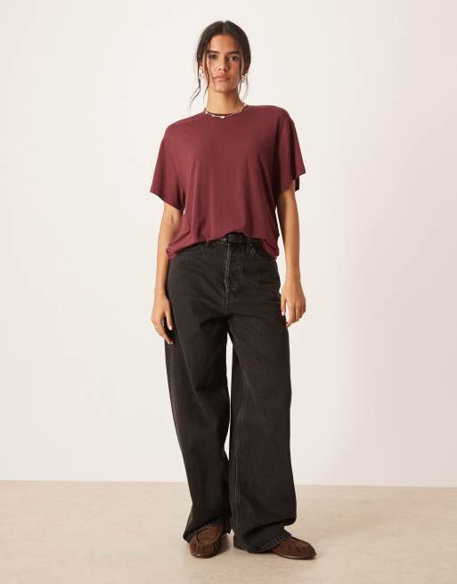 ASOS DESIGN - Soepelvallend T-shirt van breatheMax™-lyocell in bordeauxrood, 3 van 4