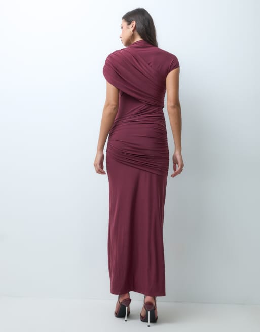 ASOS DESIGN soepelvallende maxijurk met kapmouwtjes en rimpeling in bordeauxrood, 4 van 5